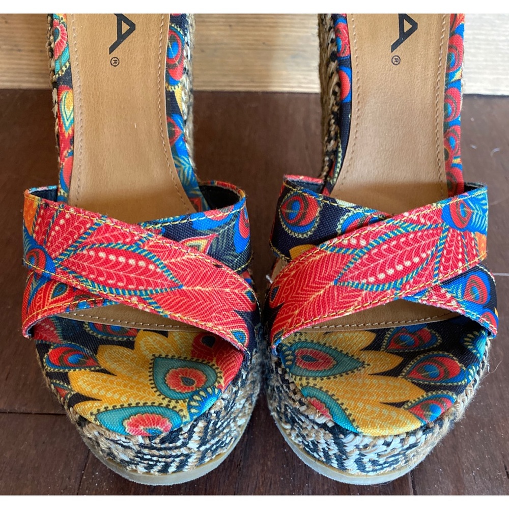 MIA Reeba Wedge - Picture 7 of 7